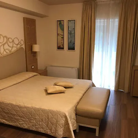 מלון Duchessa Della Sila