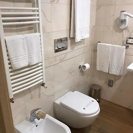 מלון Duchessa Della Sila 4*