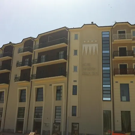 Duchessa Della Sila 4* סן ג'ובאני אין פיורה