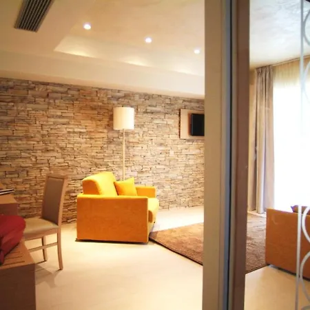 Duchessa Della Sila 4*