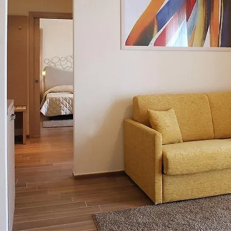 Duchessa Della Sila 산 조반니 인피오리