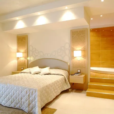 Duchessa Della Sila 4* סן ג'ובאני אין פיורה