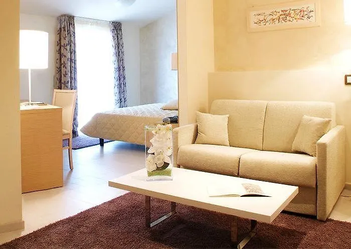 Szálloda Duchessa Della Sila 4*