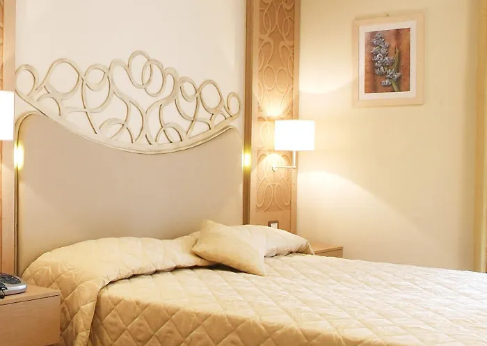 Duchessa Della Sila Szálloda 4*